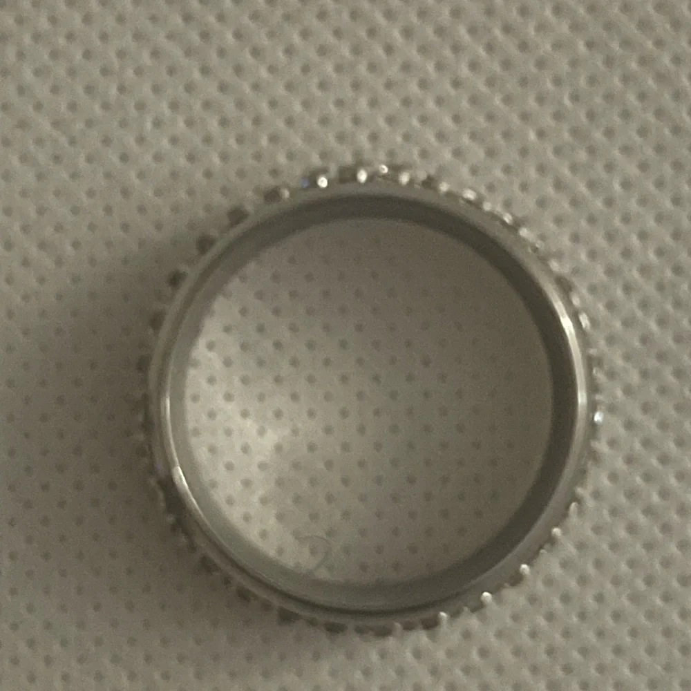 Ring Iced-Out - Picture 4 of 5